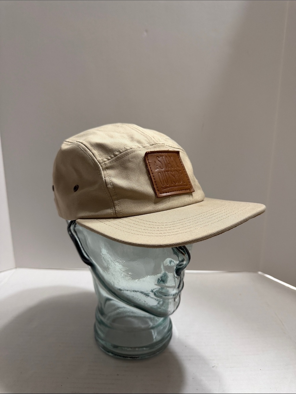 Canvas Five-Panel Cap with Leather Patch ‘Stay Outside’- Beige
